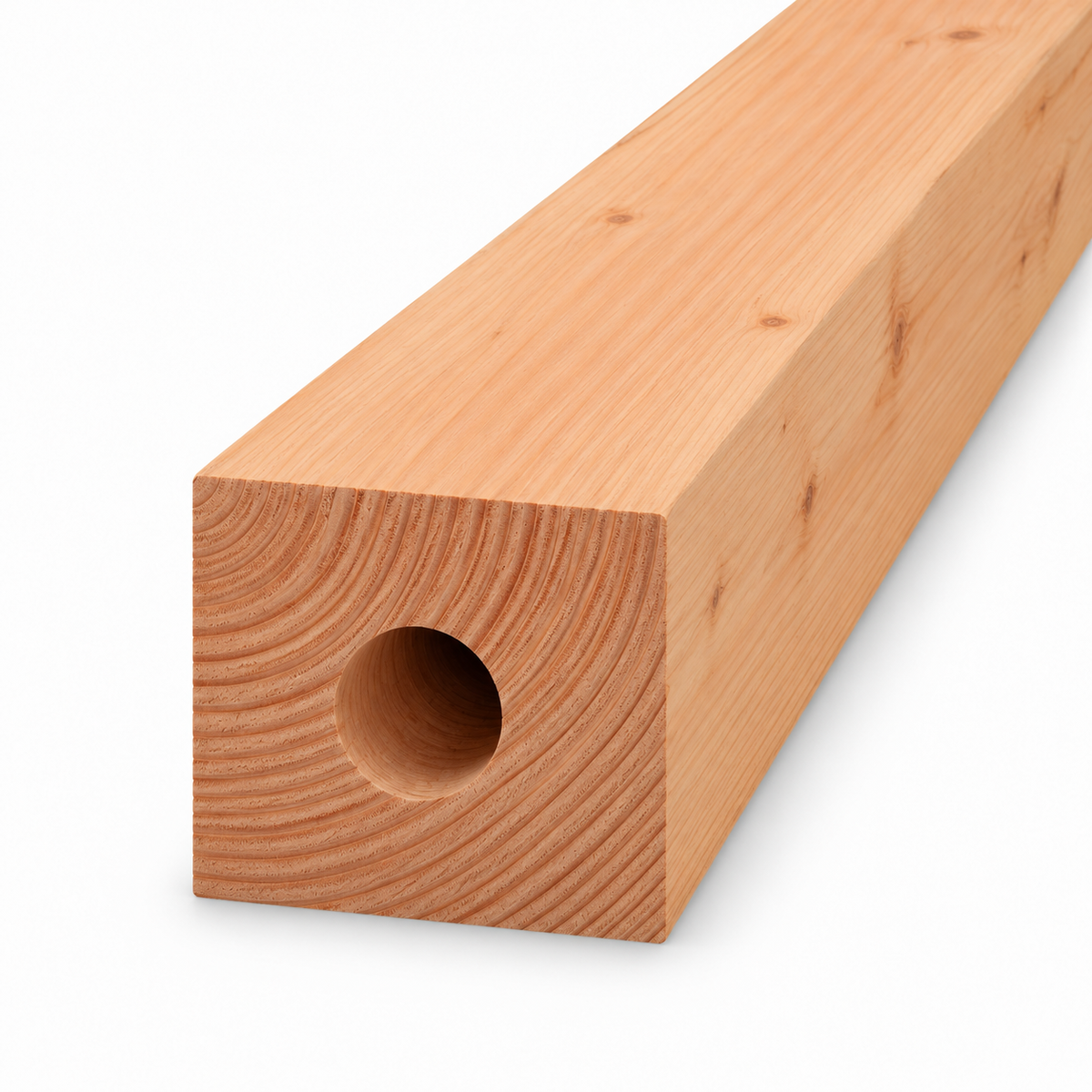 Onderzijde van een geschaafde Douglas hoek- of tussenpaal 14 x 14 cm met boring Ø 40 mm voor bevestiging en hoogteverstelling op een betonpoer.